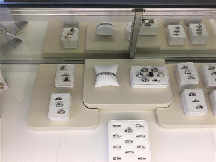 Boulevard Jewelers & Coins Villa Park, IL